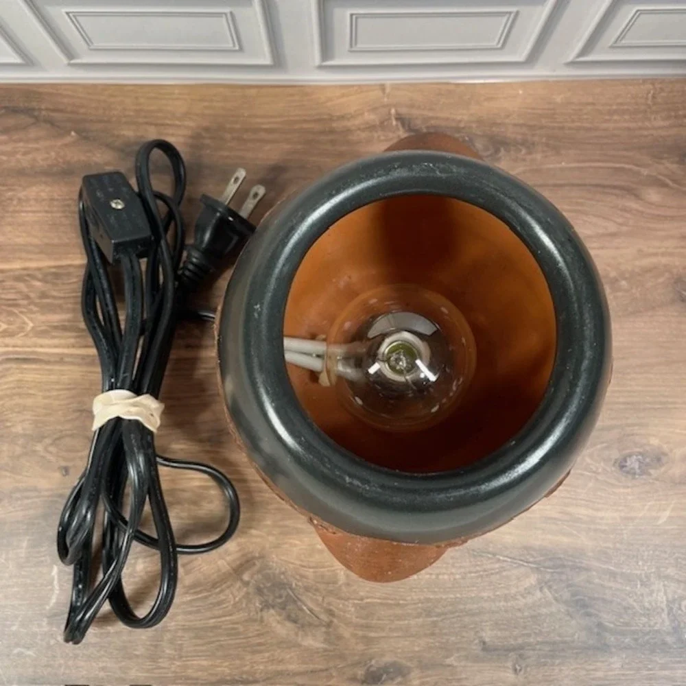 Scentsy Sonora Terra-Cotta Full Size Electric Wax Warmer Tan Black